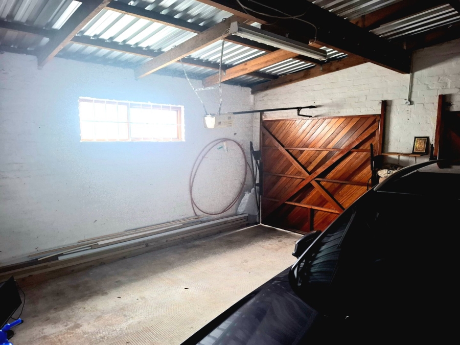 4 Bedroom Property for Sale in Welgelegen 3 Western Cape